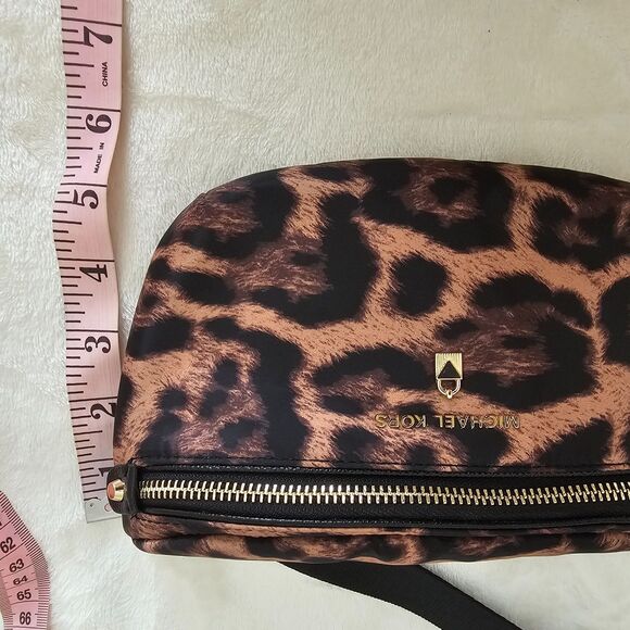 Michael Kors Signature Leopard Print Belt Bag Fanny Pack Crossbody Gold Hardware - Picture 7 of 7